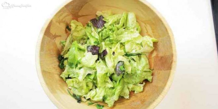 Taze Yeşil Salata Tarifi Taze Yeşil Salata Nasıl Yapılır