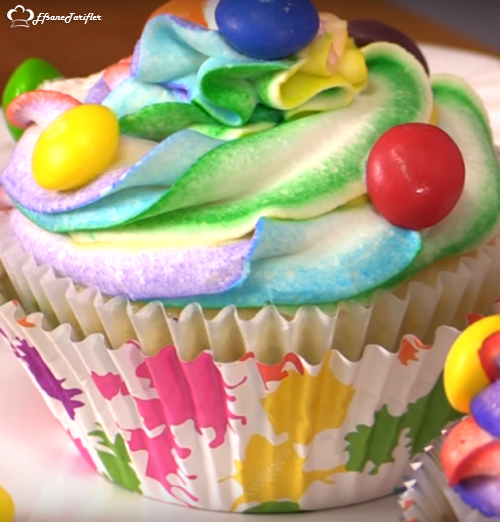 Renkli Cupcake Tarifi Renkli Cupcake Nasıl Yapılır