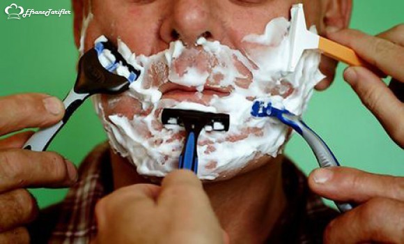 Erkeklerde sakal tıraşı olmak ciltteki ölü derileri giderir cildi nemlendirir özellikle duştan sonra daha sağlıklı olacaktır.Tıraştan sonra nemlendirici kullanmalısınız