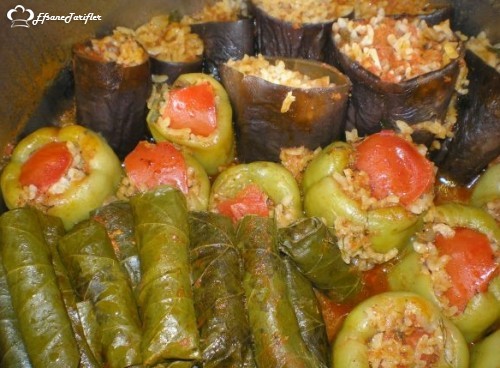 Karışık Dolma Tarifi Karışık Dolma Nasıl Yapılır