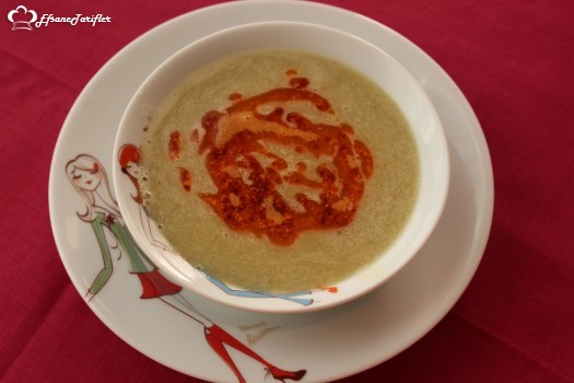 Soslu Mercimek Çorbası