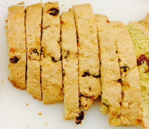 İtalyan yakışıklısı Biscotti Tarifi İtalyan yakışıklısı Biscotti Nasıl Yapılır