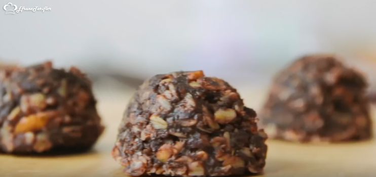 Yulaflı Çikolata Topları Tarifi Yulaflı Çikolata Topları Nasıl Yapılır