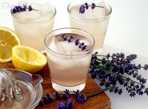 Lavantalı Limonata Tarifi Lavantalı Limonata Nasıl Yapılır