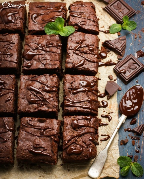 Çikolatalı Brownielerinizi Nane Şurubu ile Hazırlayın ve Bu Muhteşem Lezzeti Sevdiklerinizle Paylaşın.