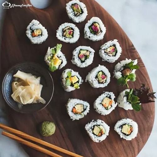 Pazartesi Öğle Yemeğinde Yapılacak En Güzel Hareket; California Roll...Sushi ve Mutluluk.