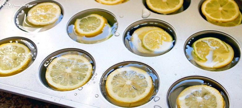 Sıcaklarda hararete  karşı ; Kek kabınızın altına bir limon dilimi ortasına 2 adet nane yaprağı ve üstüne bir limon dilimi daha koyup üstlerine su ekleyin ve geceden buzluğa yerleştirin.Sonra içeceğinizin içine bu parçalardan atın :)