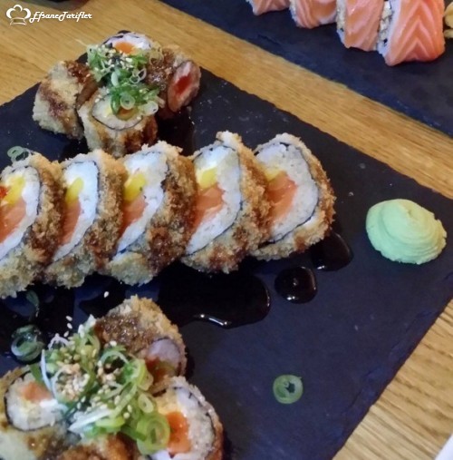 Uzak Doğuya Gidipte Sushi Yendmeden Dönülmez...Philly Roll Efsanesi Dünyanın Her Yerinde Aynı Lezzette :))