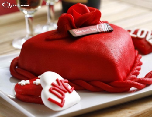 14 şubata özel kalpli pastalar :)