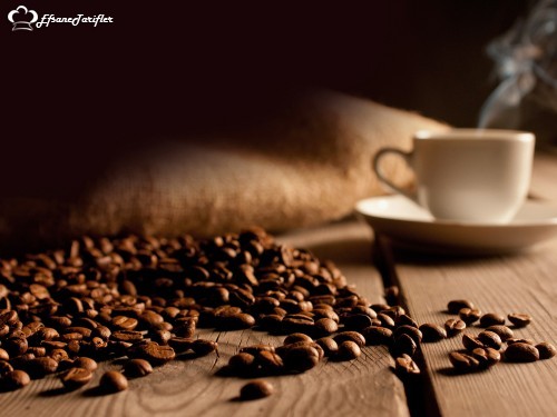 Kahve içen insanların içmeyene göre Şeker Hastalığına yakalanma riski % 7 daha azdır.Günde bir fincan Kahve Vücudumuz iiçin oldukça faydalı olacaktır.
