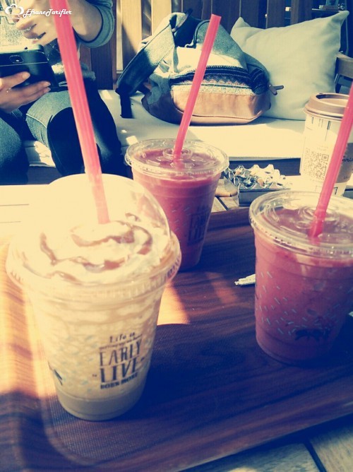 CARİBOU - Strawberry Banana Smoothie Lezizzzz :P