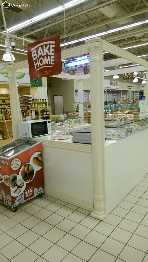 Çölyak hastalığı olanlar için çok çeşit içeren ve uygun fiyatlı Bake Home . Cepa Carrefour içinde bulabilirsiniz. Allah şifa versin ...