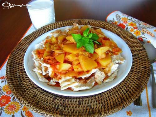 Kırıkkale Mutfağı klasik Orta Anadolu mutfağıdır . Bölgede yufka ağırlıktadır. Bazlama, Gözleme,  Alazlama  Kömbe, Katmer gibi türler yaygındır.