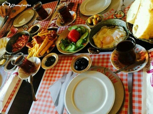 Pazar günü aile ile  Brunch  keyfiiiii :)